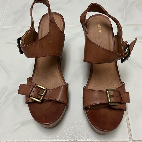 Mossimo Supply Co. Wedges - Picture 2 of 9